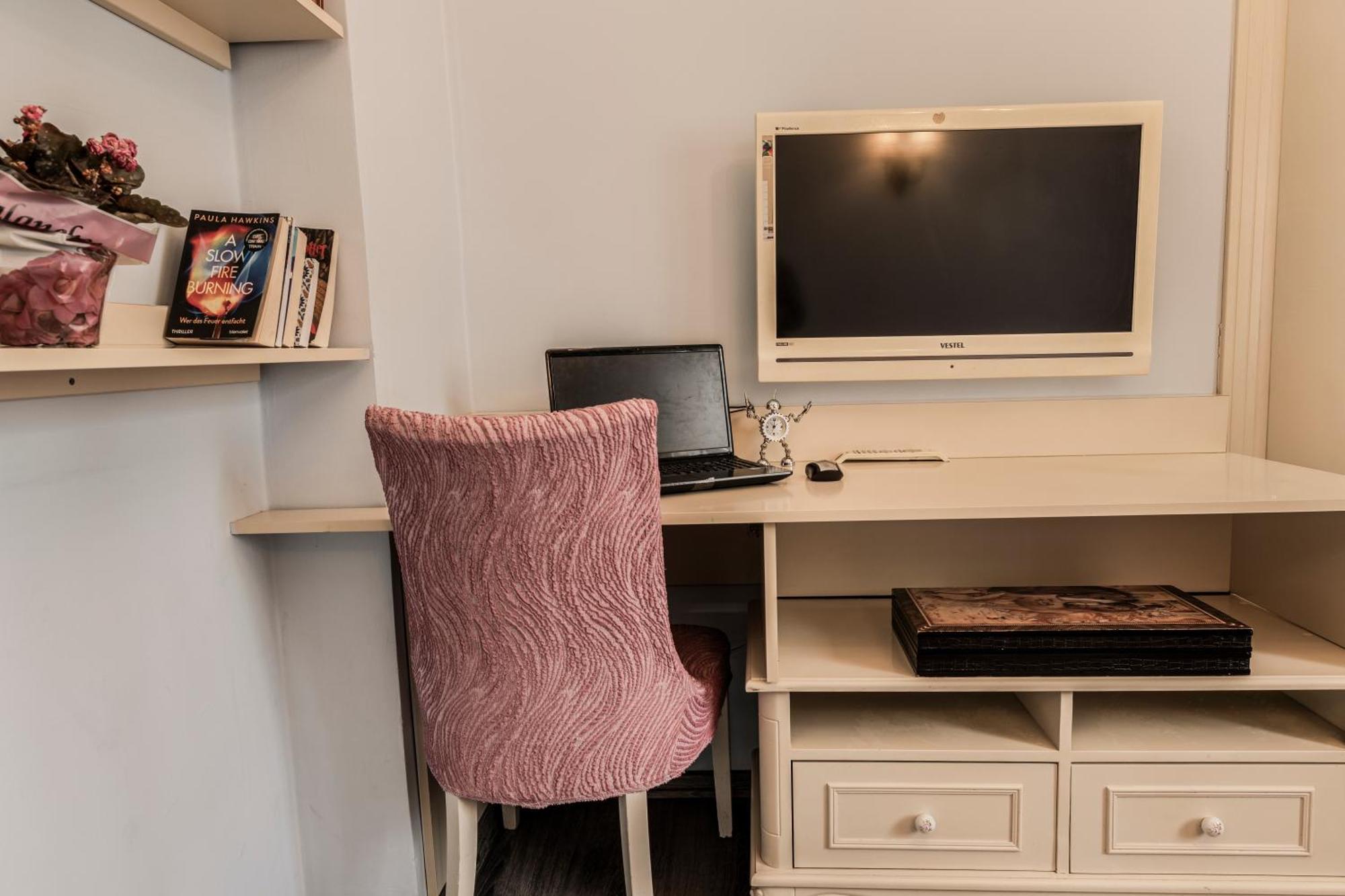 Olive Garden Suite Hotel Istanboel Buitenkant foto